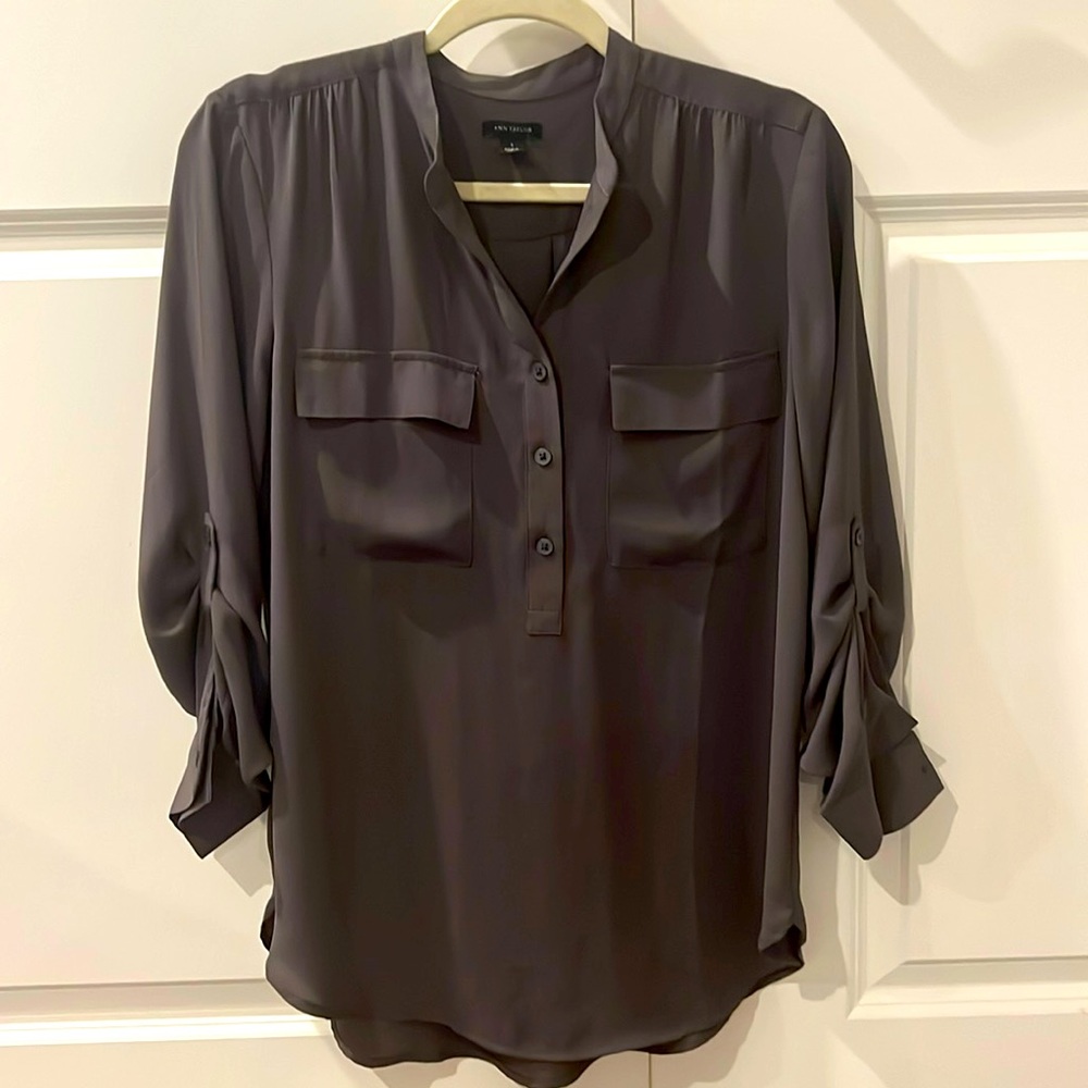 ANN TAYLOR PULLOVER BLOUSE